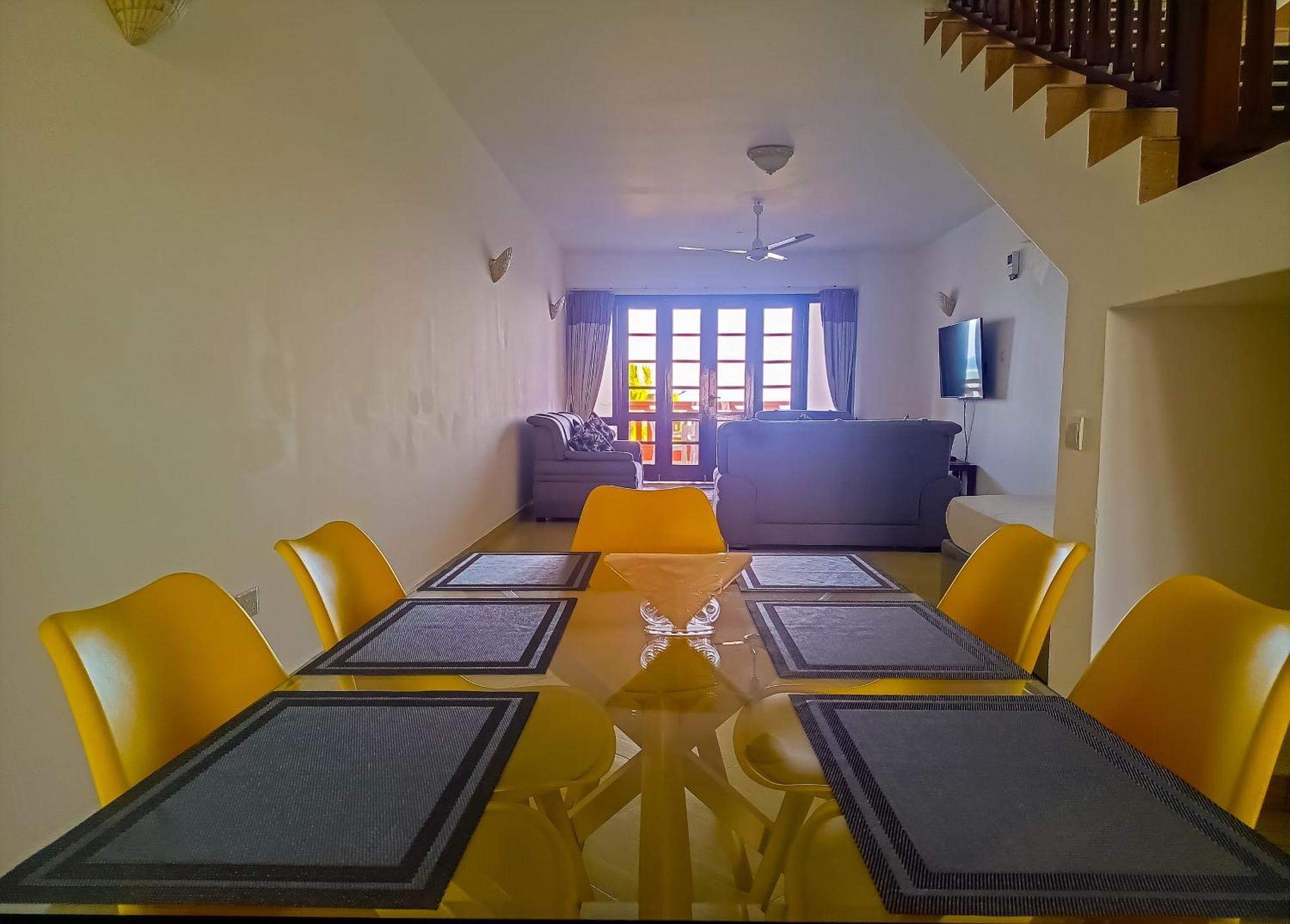 Ivory Beachfront Stays Μομπάσα Εξωτερικό φωτογραφία